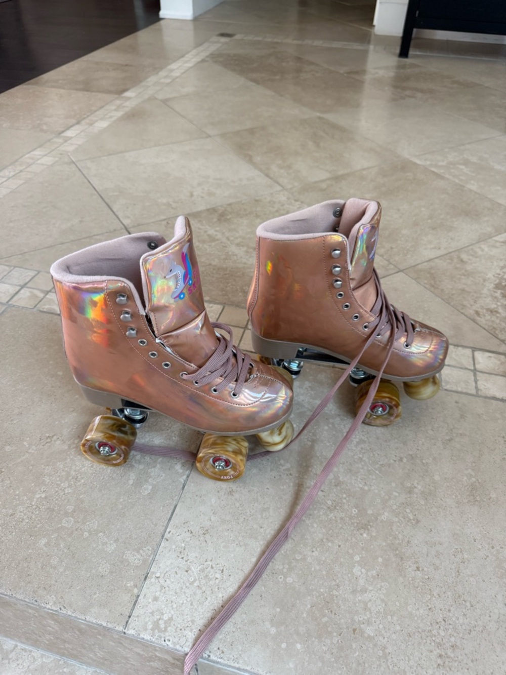 Iridescent Pink Roller Skates - Women